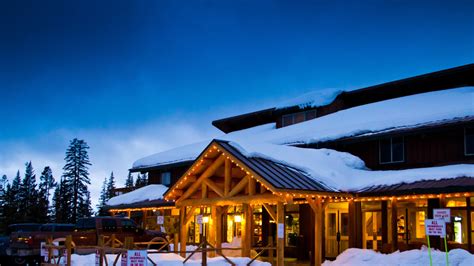 Togwotee lodge - Togwotee Mountain Lodge is located near Yellowstone and Grand Teton National Parks. More info: Togwotee Mountain Lodge is a mountain resort with a variety of lodging options that cater to individuals and families who want to …